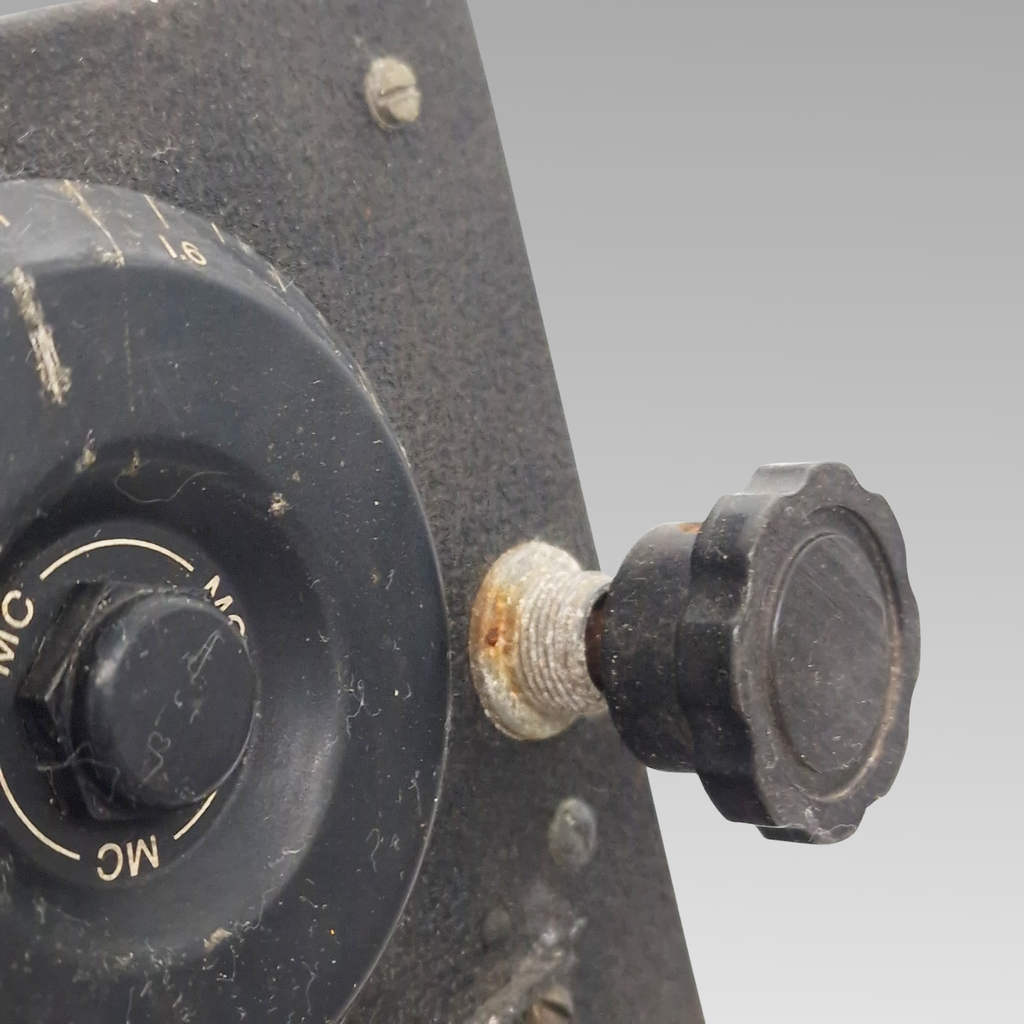 WWII US Navy CBY-46104 Aircraft Radio Receiver 1942