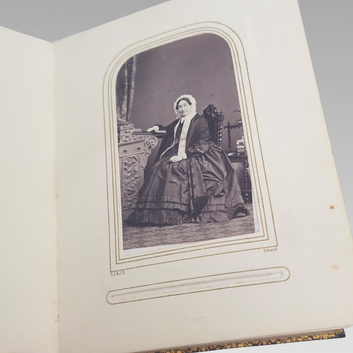 Victorian CDV Photo Album c1860s-1880s 37 Portrait Photographs