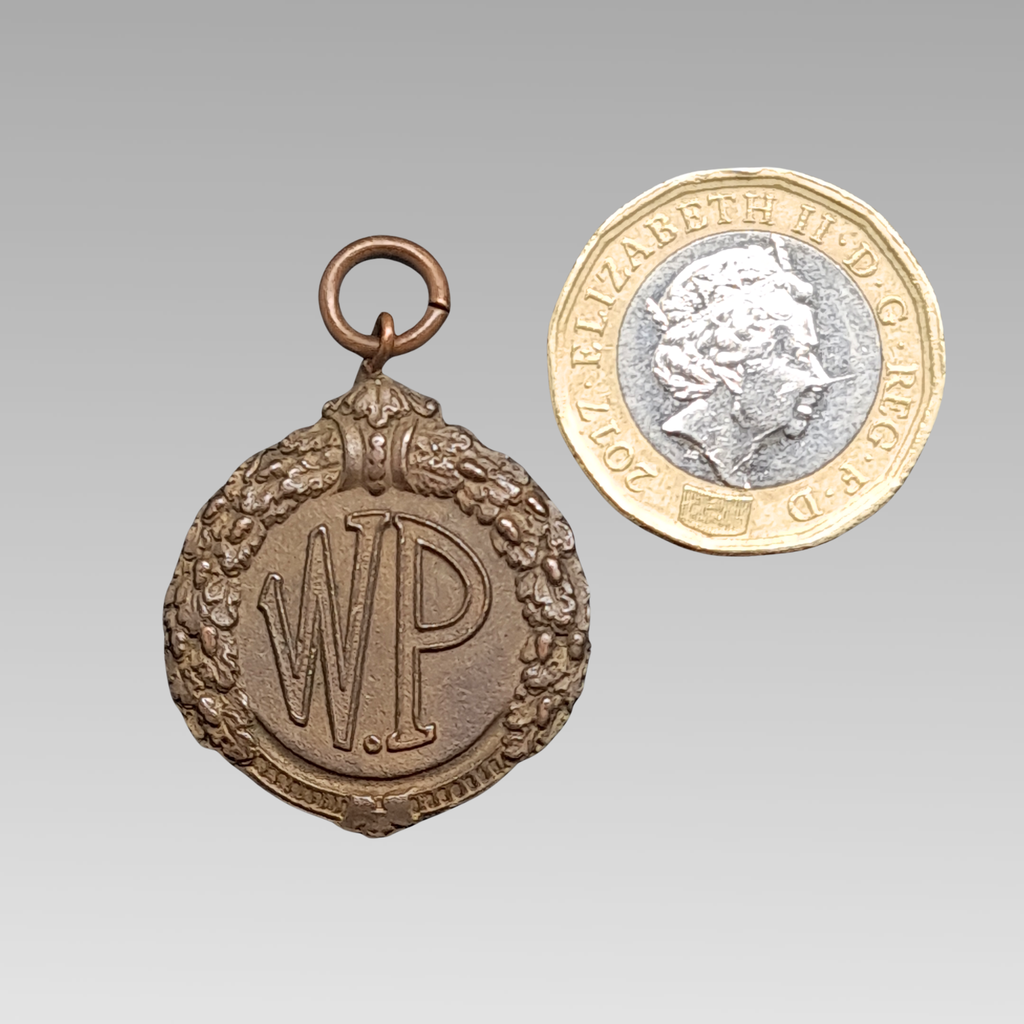 WW1 White & Poppe Ltd Named Service Medal 1919 Bronze