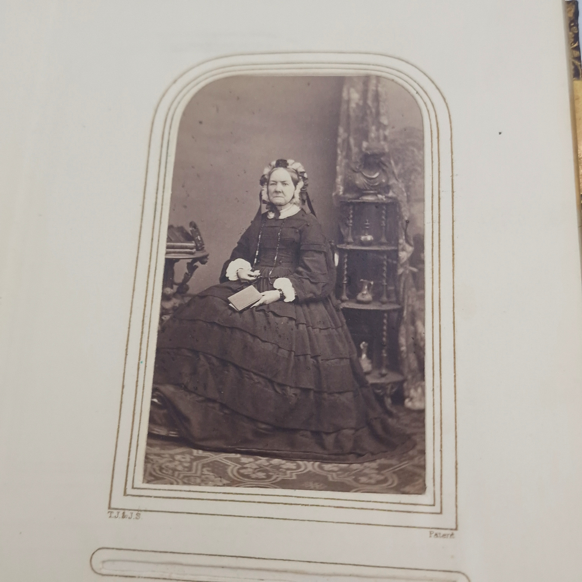 Victorian CDV Photo Album c1860s-1880s 37 Portrait Photographs