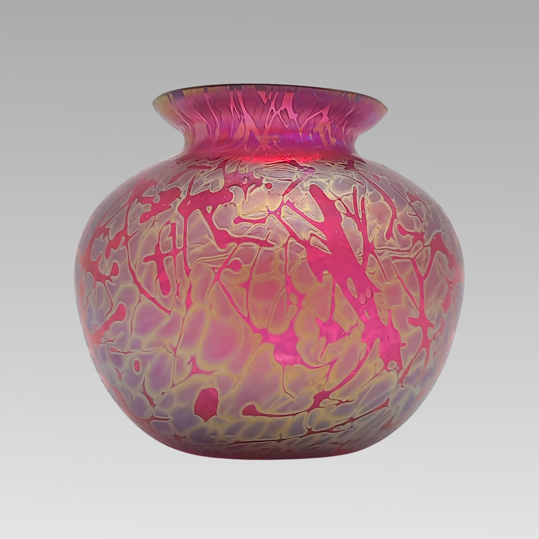Royal Brierley Iridescent Studio Glass Vase Pink Art Glass
